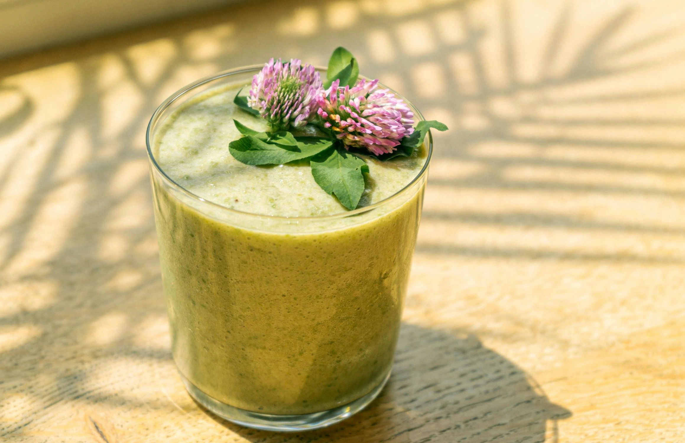 matcha with flowers