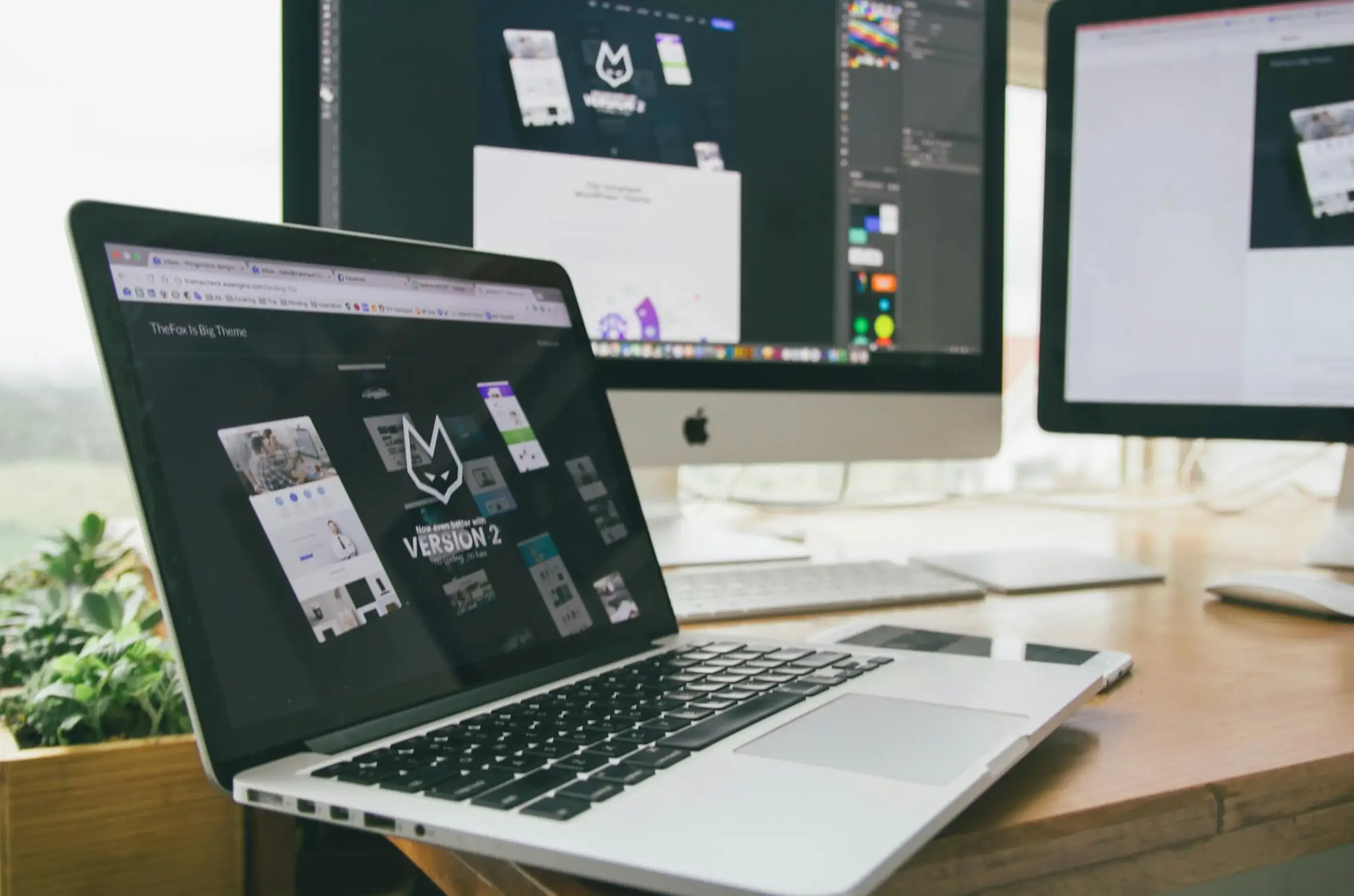 editing apps open on multiple devices