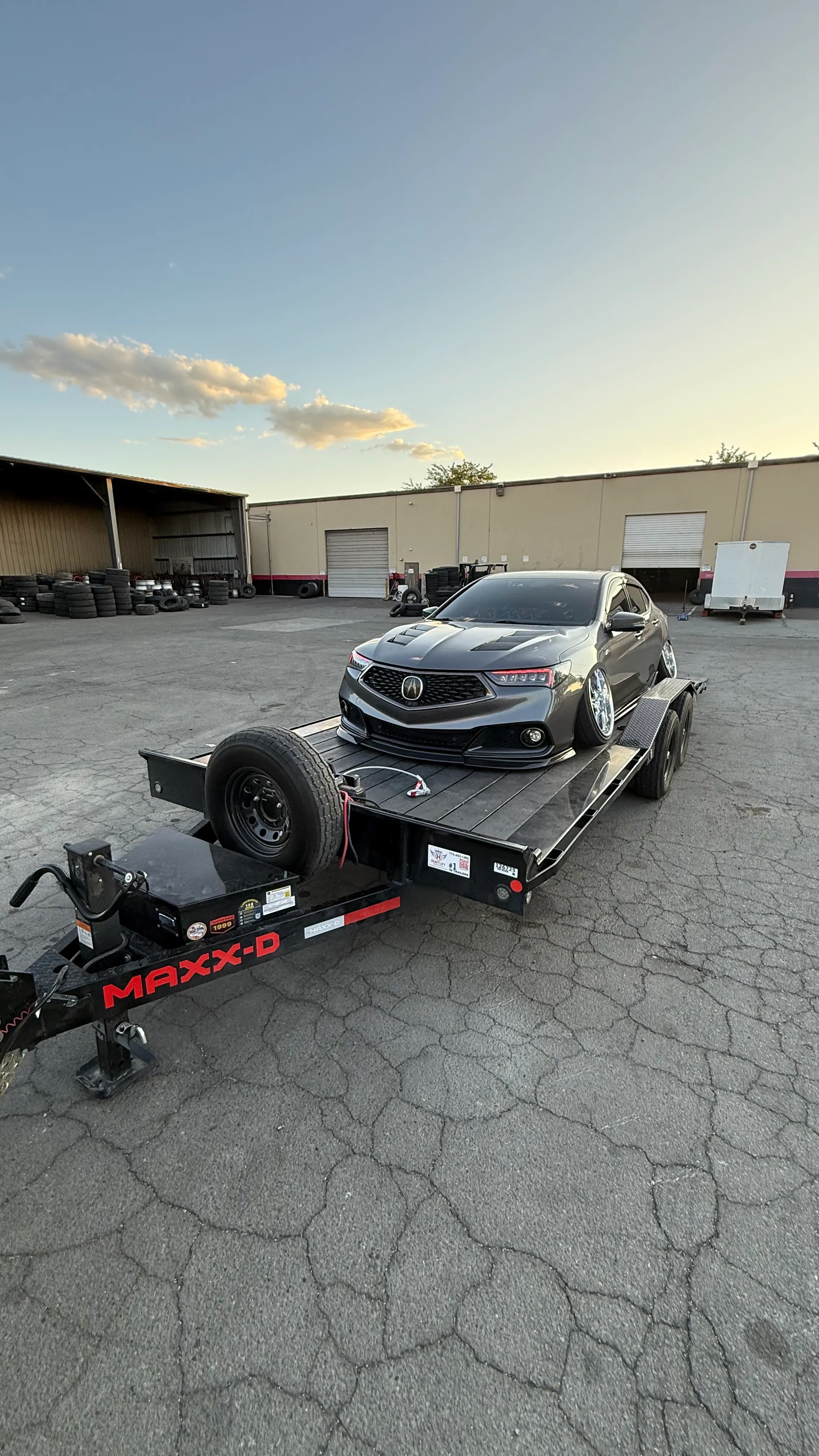 OTG 20' Drive-Over Fender trailer