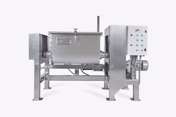 Mezcladora industrial de acero inoxidable con panel de control y soporte robusto.