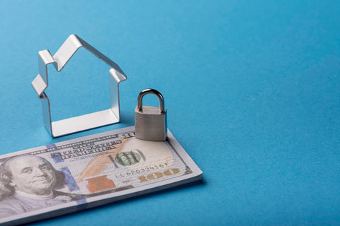 House model with lock and keys