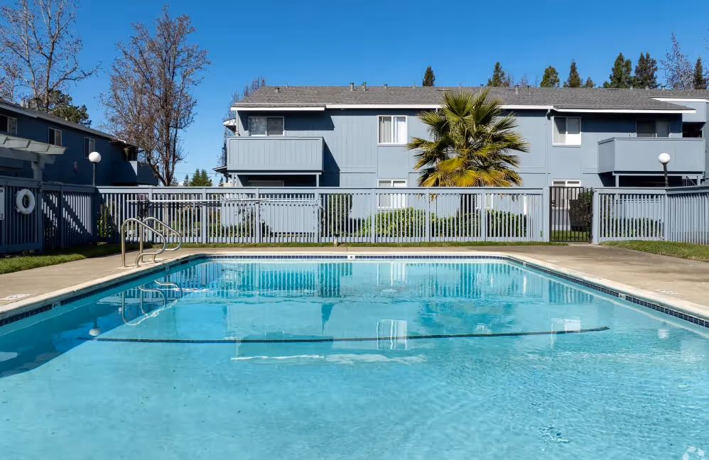 Pool and outdoor area