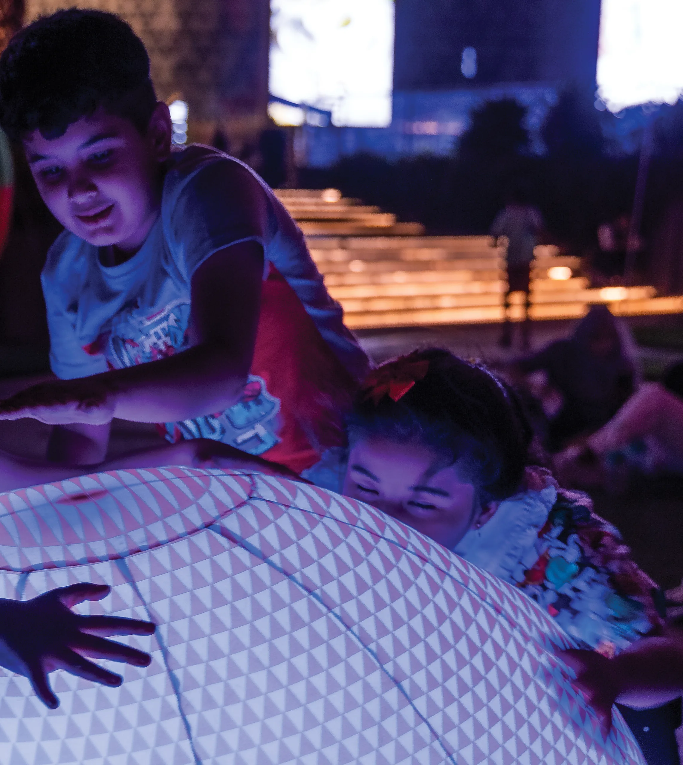 The Inflatable Universe 