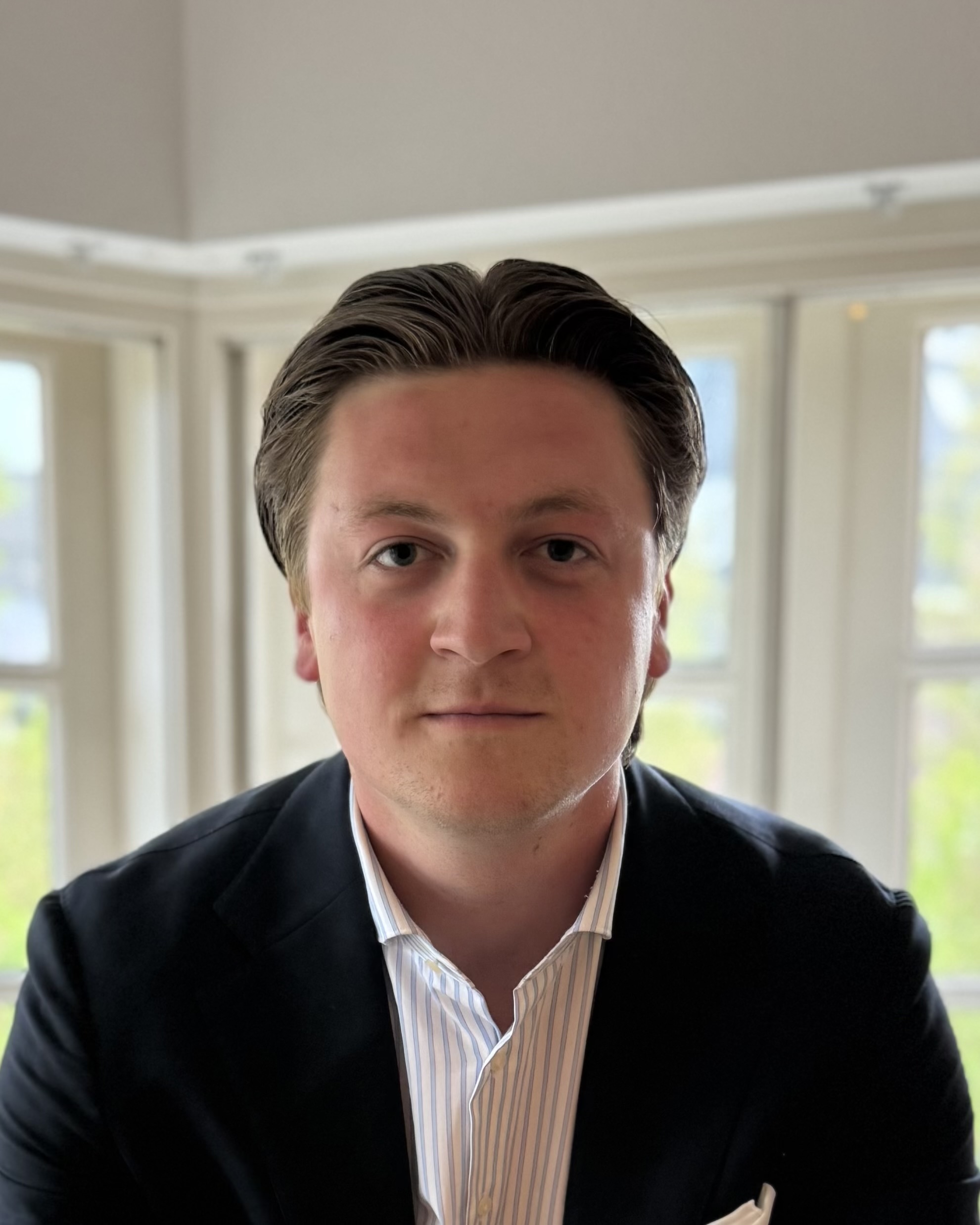 Max Hermans headshot