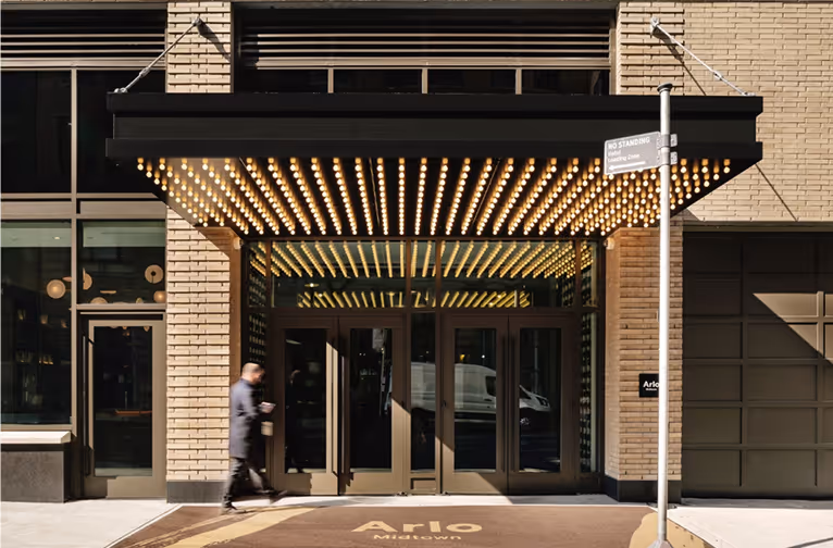 Hotel near the Swell 2026 venue