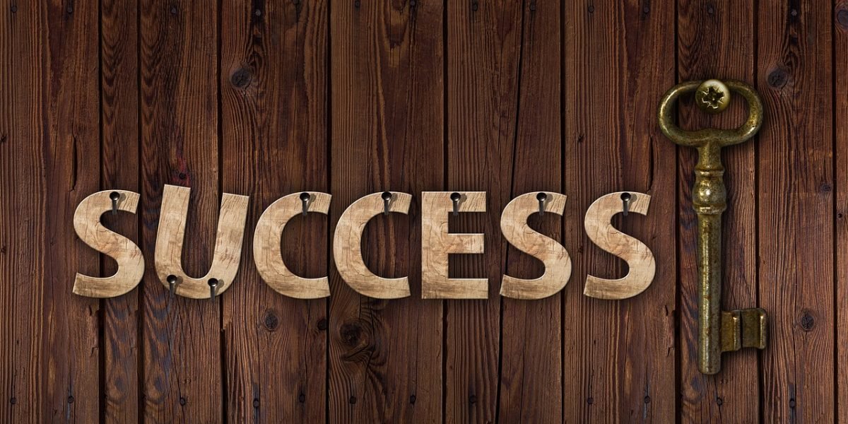 Prospective data scientists often reflect on the best learning pathway to align with their career aspirations.