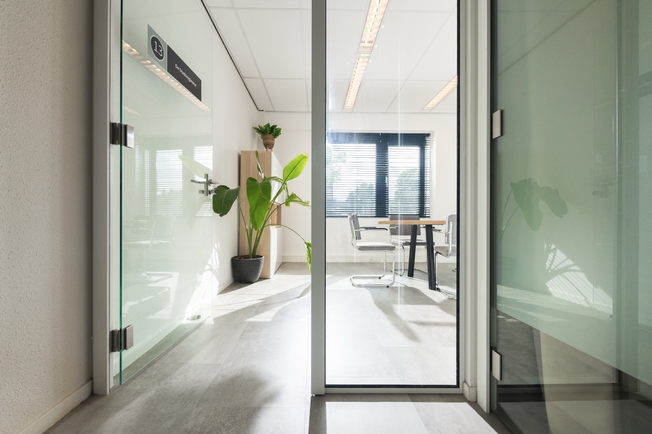 Lichte kantoorruimte bij Campus Hanzepark in Deventer
