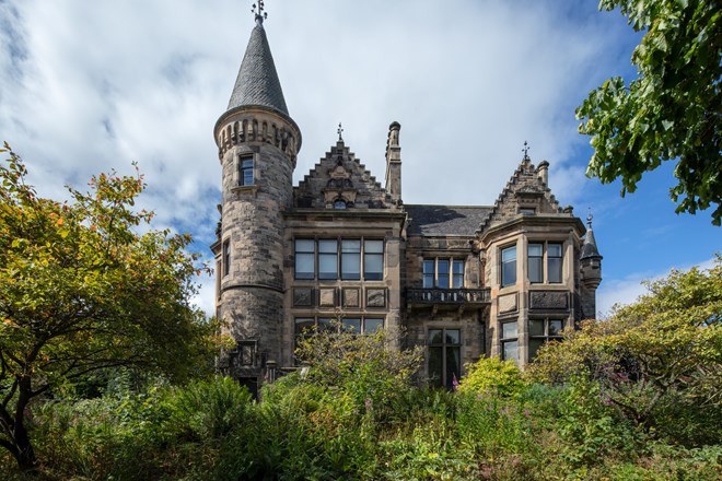 The Scholar Hotel