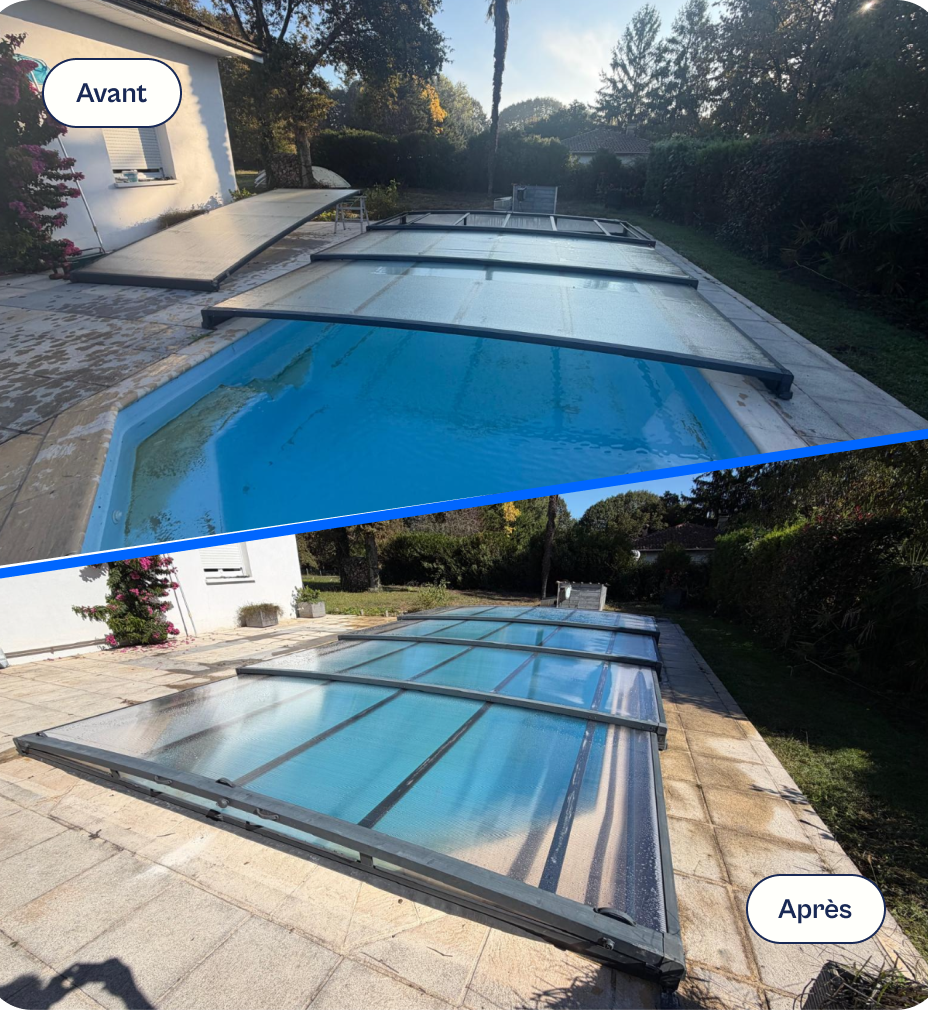 Vue avant et après d'une piscine avec un abri transparent. En haut, l'abri est partiellement ouvert, en bas il est complètement fermé, couvrant la piscine complètement. La scène se déroule dans un jardin avec de la verdure autour et un bâtiment blanc à gauche.