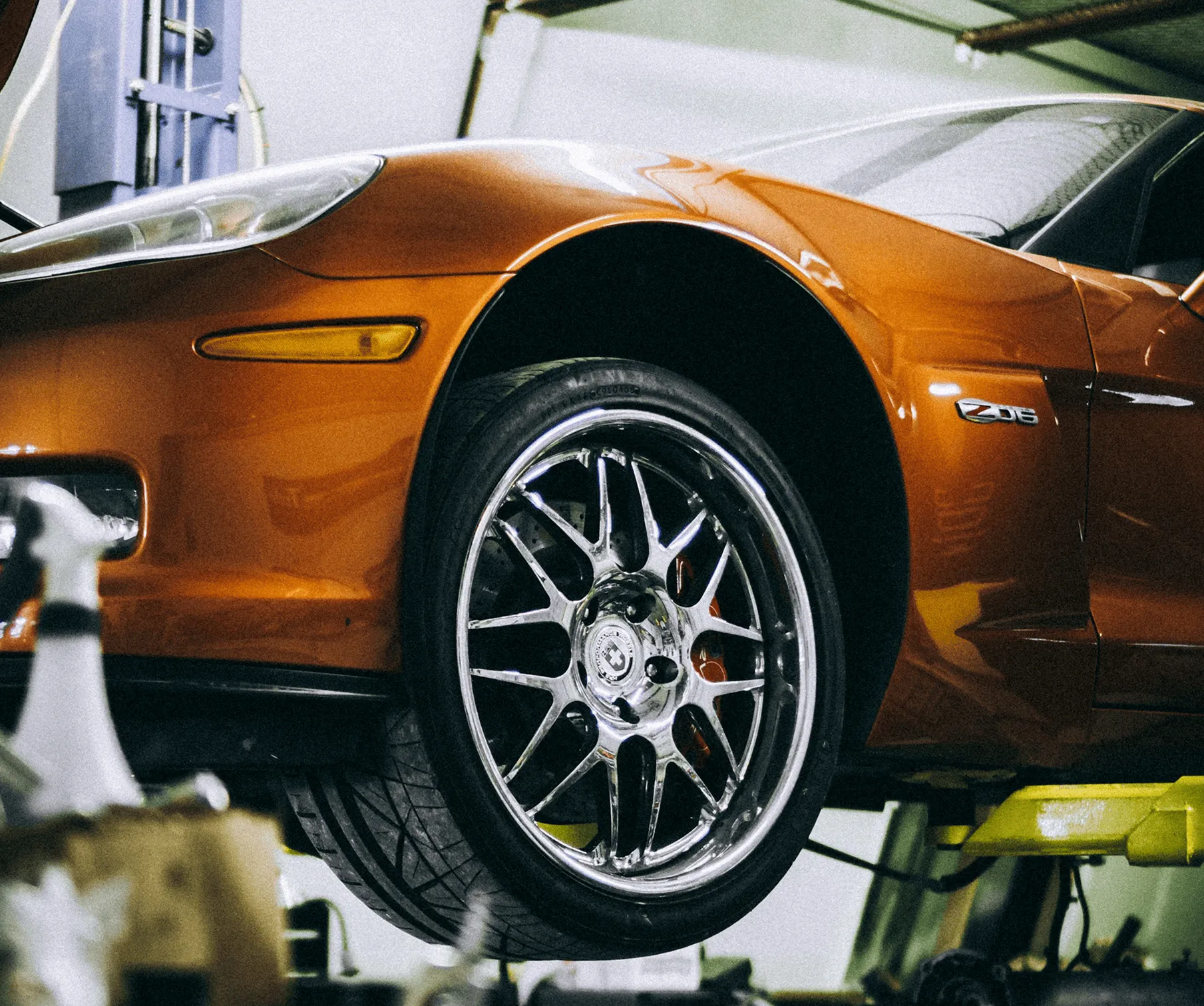 Fahrzeugveredelung von glänzendem Auto bei Glanzwerk Autoservice in Kiel