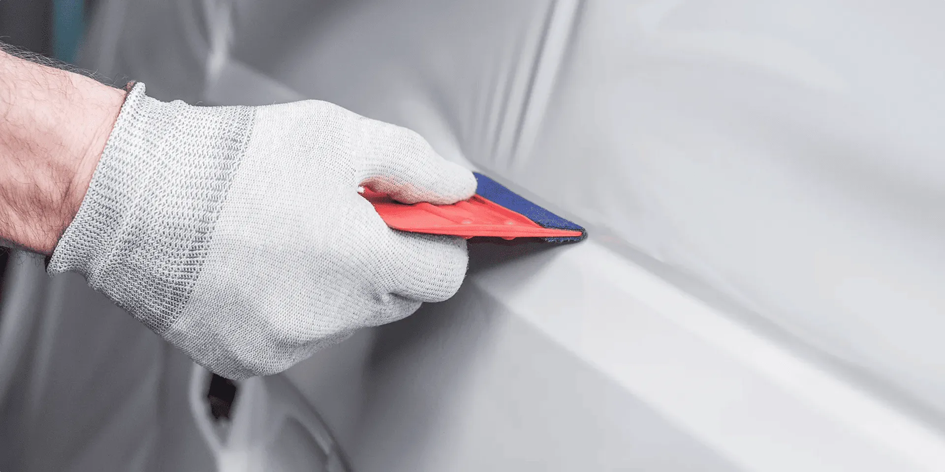 Folien Auftragung bei Auto bei Glanzwerk Autoservice in Kiel