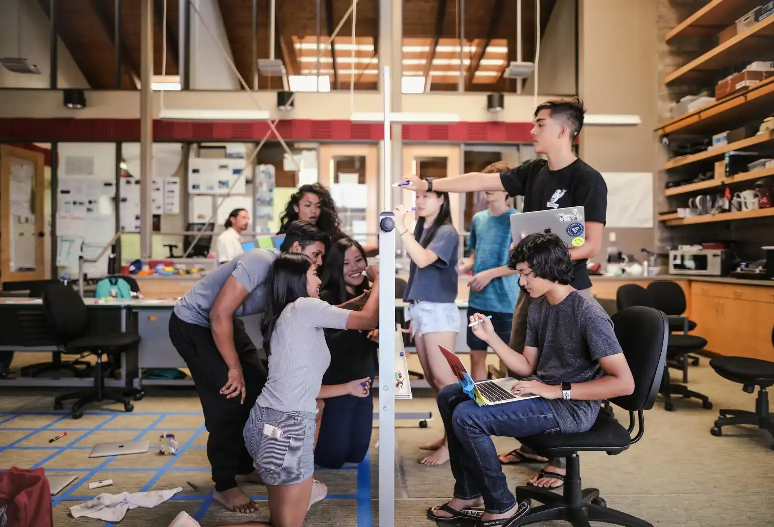 Nalukai students working on a STEAM project