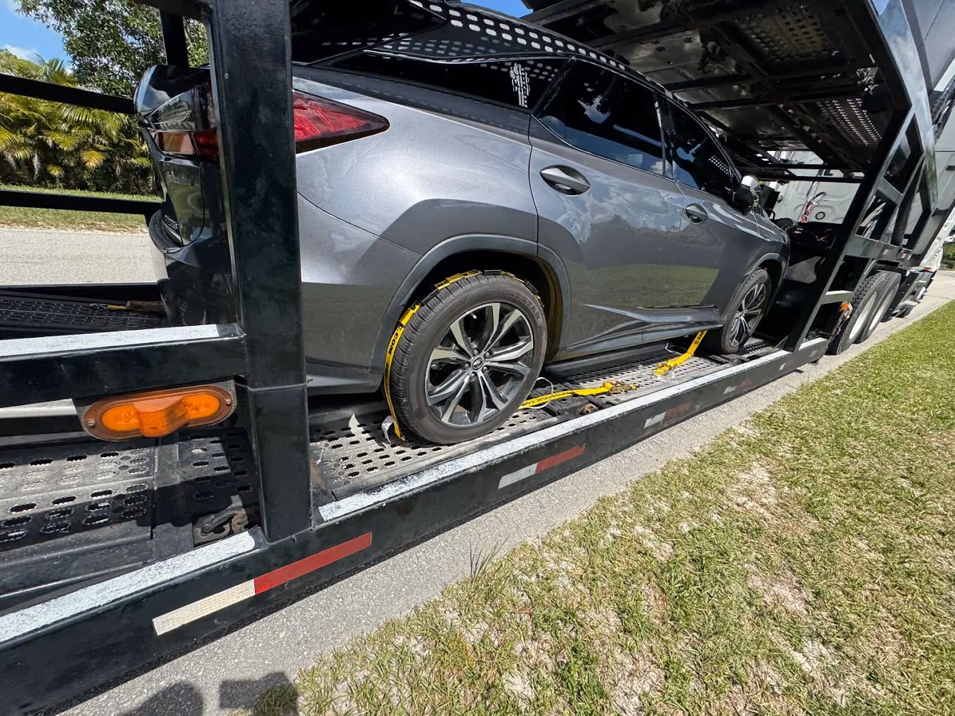 Car Hauler loaded with cars by EcoHub logistics