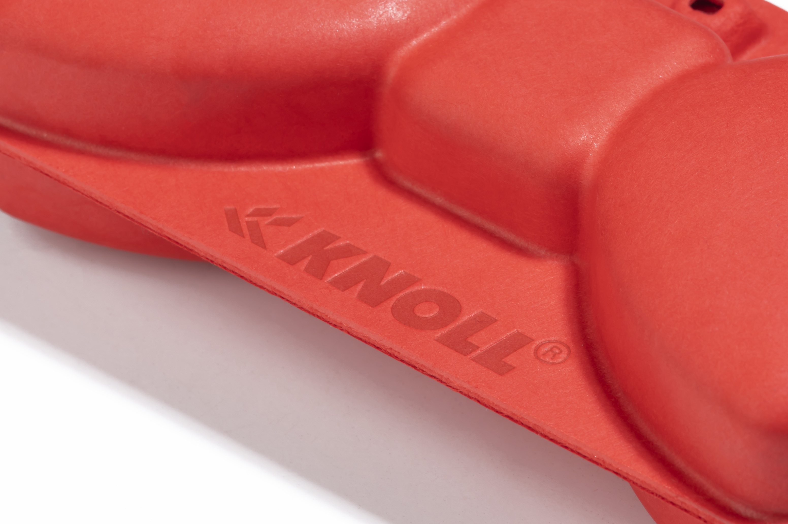 Knoll Ecoform plant-based packaging material from bamboo, wood and sugar cane fibers