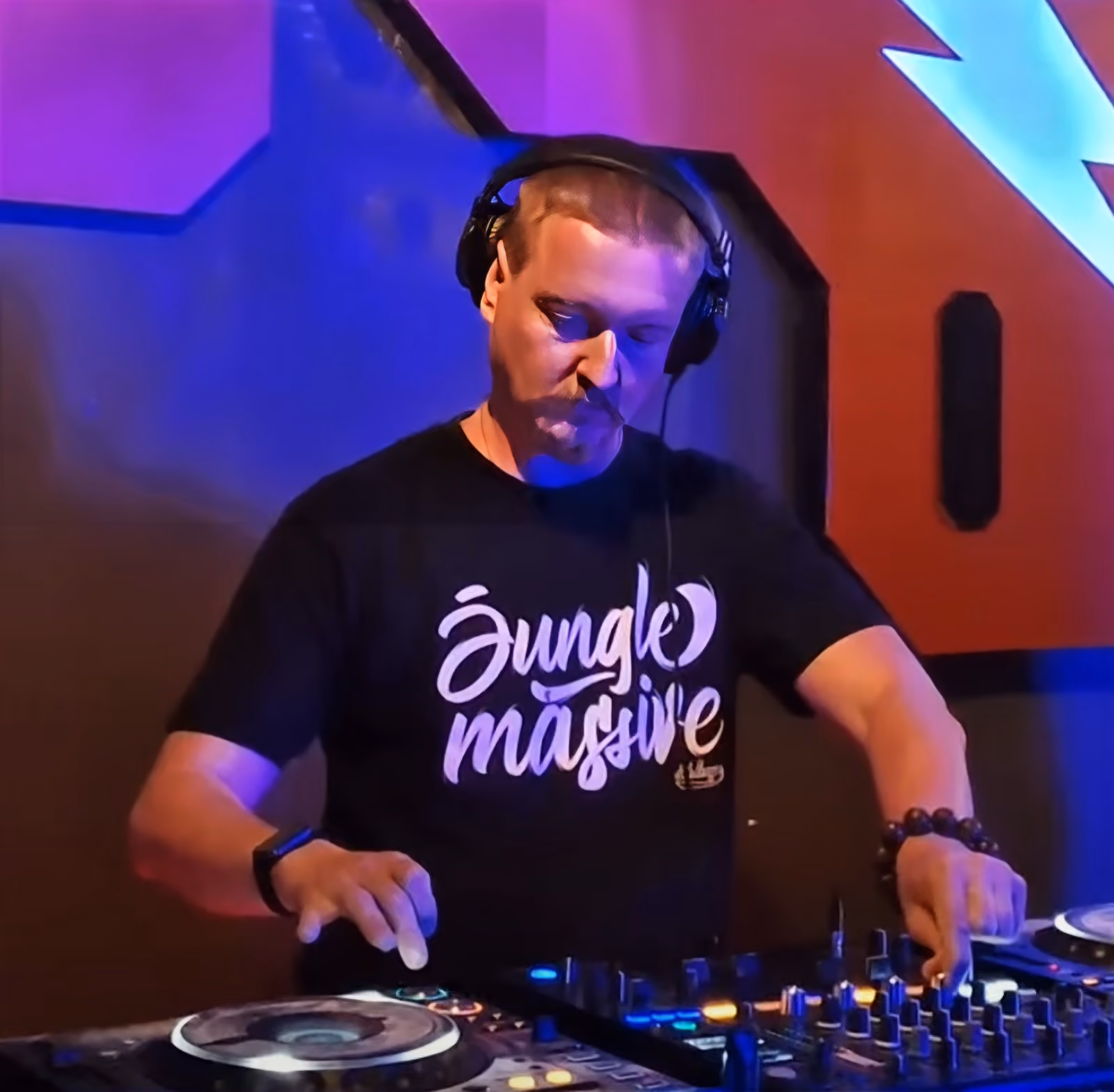 DJ Dan