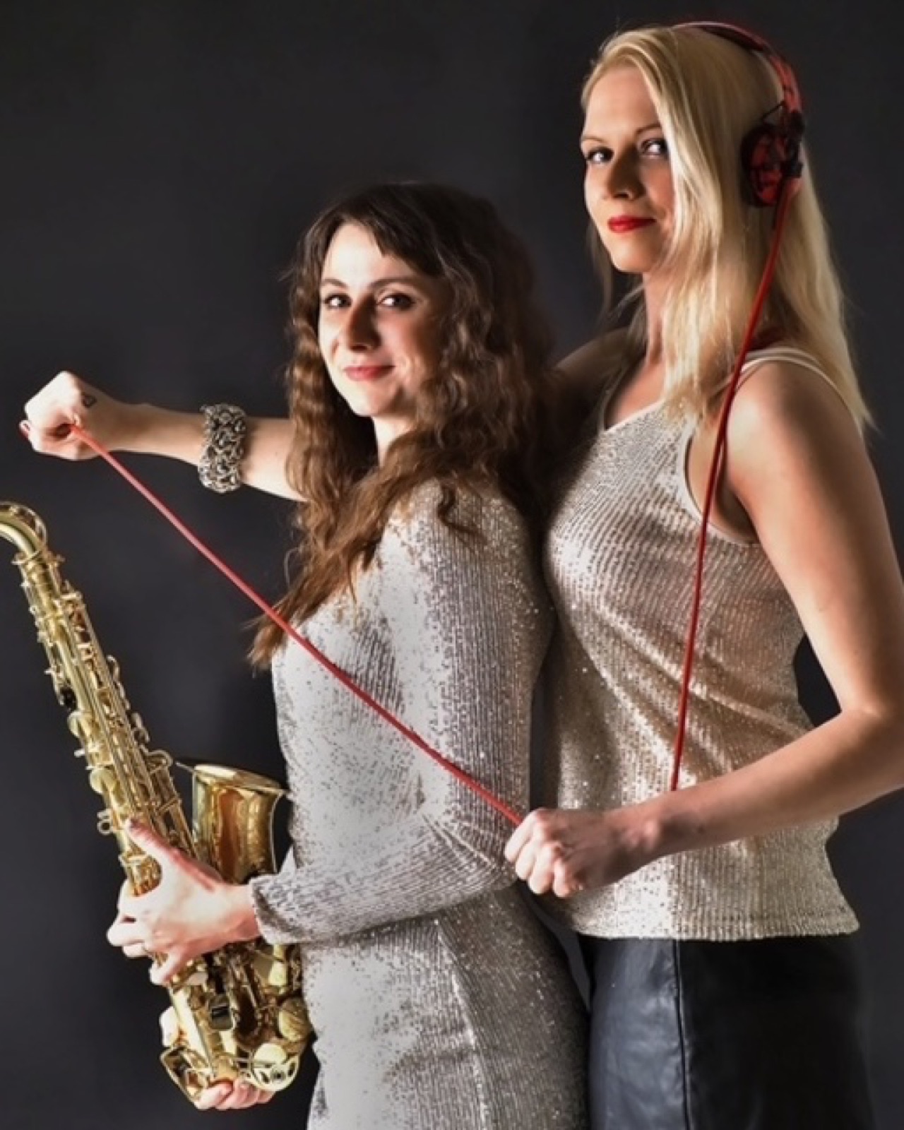 Saxofon na svatbě - živý hudebník Audiora