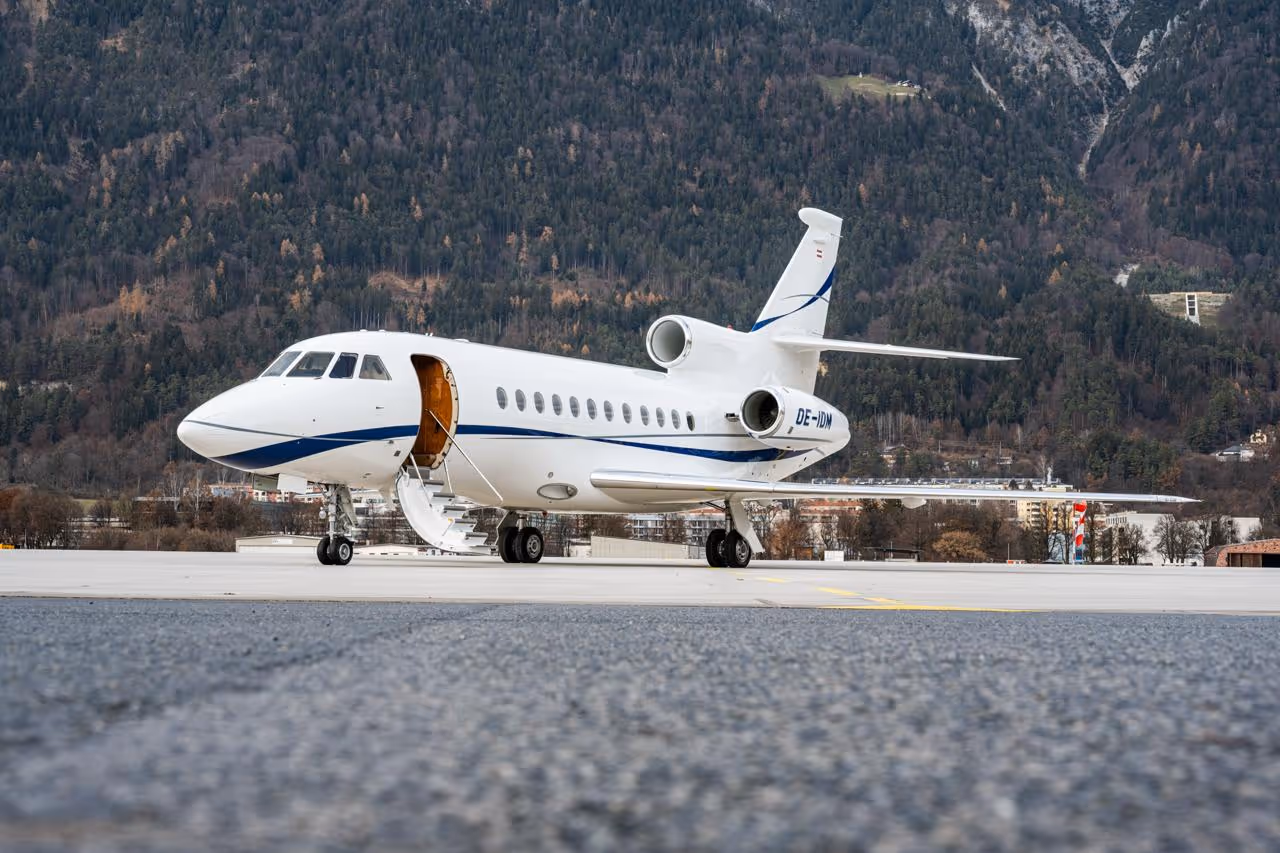 image of aircraft in flight (for an aviation service)