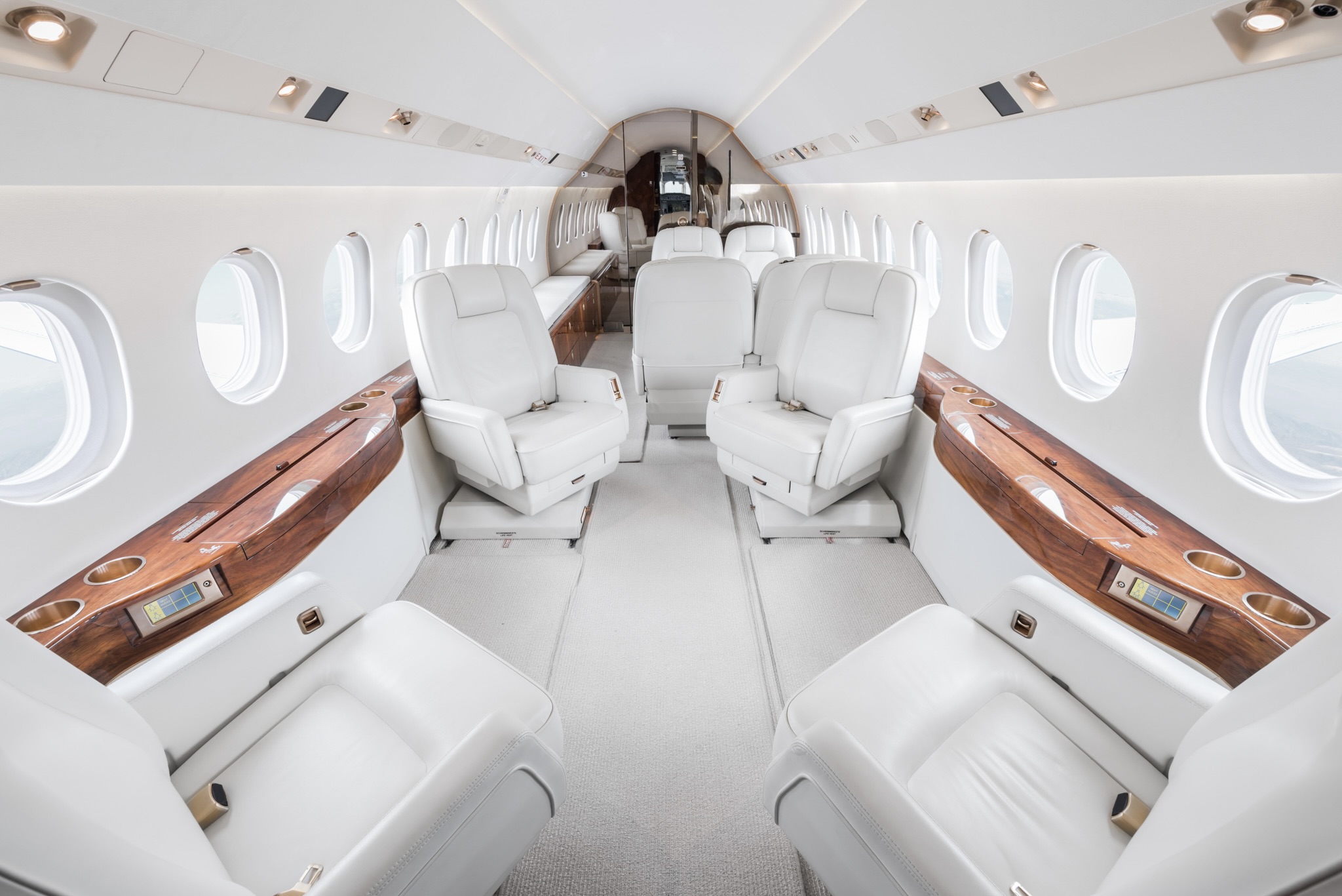image of aircraft in flight (for an aviation service)