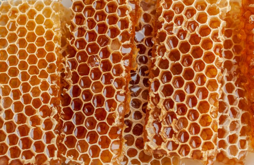 Raw honey