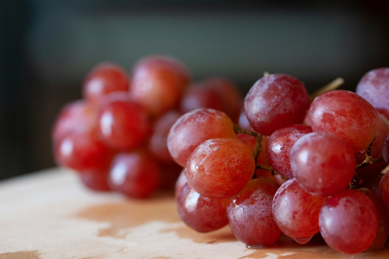 Red grapes