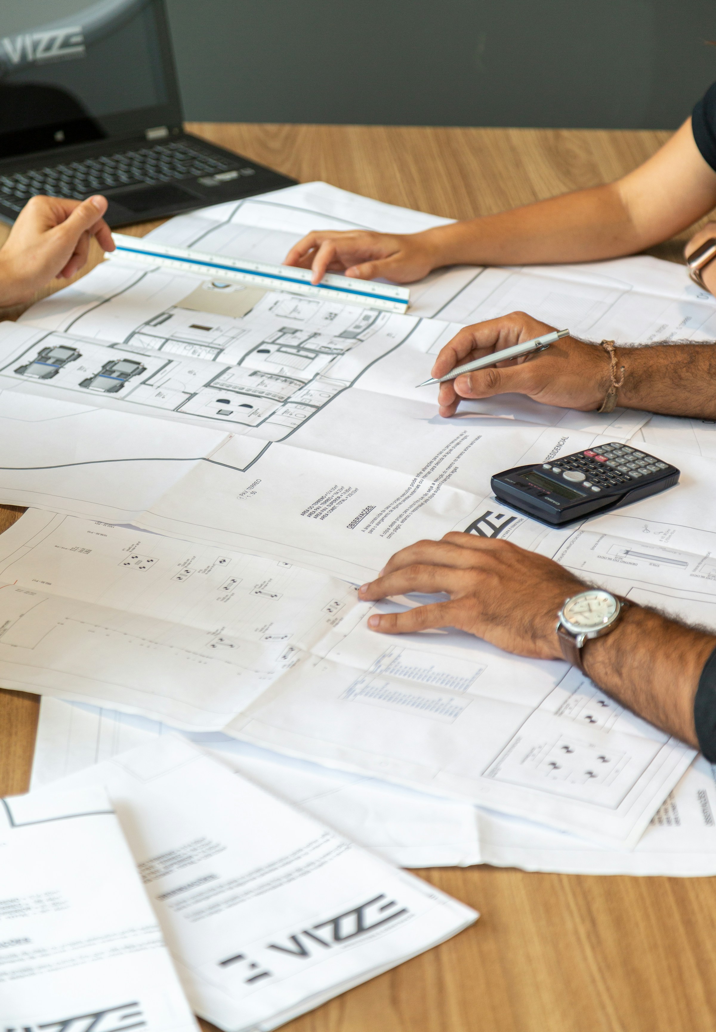 Architecture & Real Estate industry challenge illustration