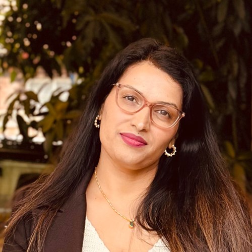Smita Jhajharia, program coordinator ICT at RMIT University, is presenting on what entry-level professionals need to do when things go wrong.