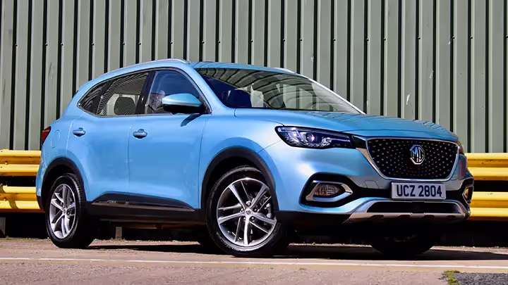 The New MG HS Plug-In Hybrid