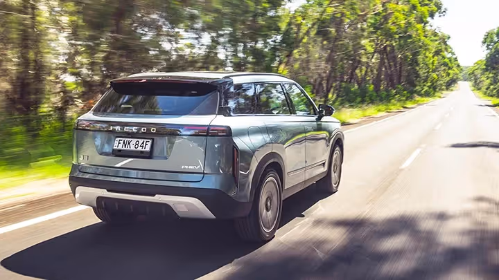 New JAECOO Super Hybrid takes the top spot in the UK