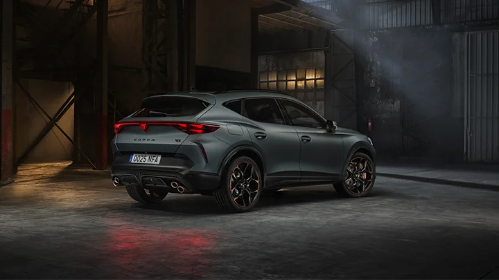 Cupra Formentor VZ5 – more cylinders and a higher price tag