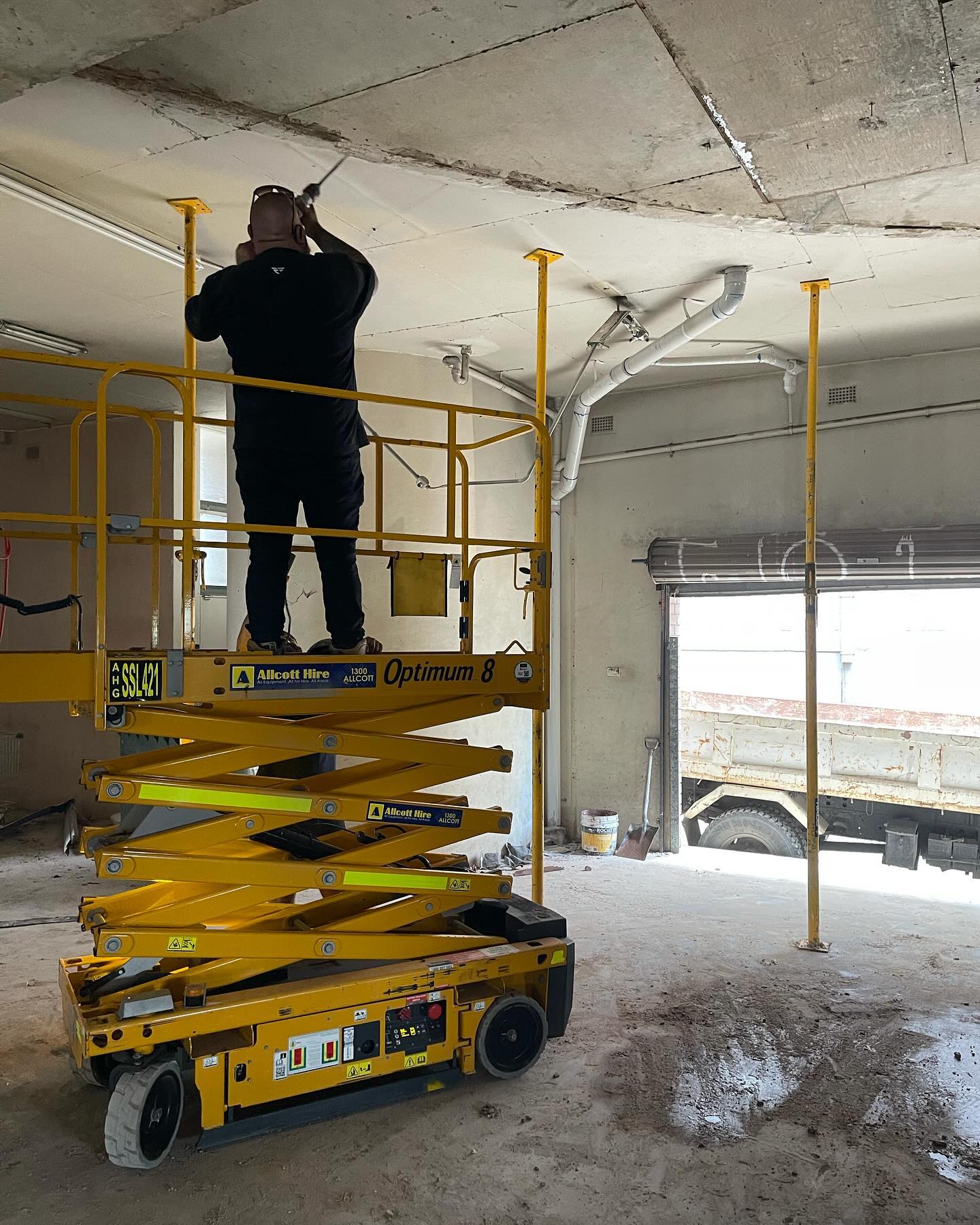 The shell during the structural alteration sequence.