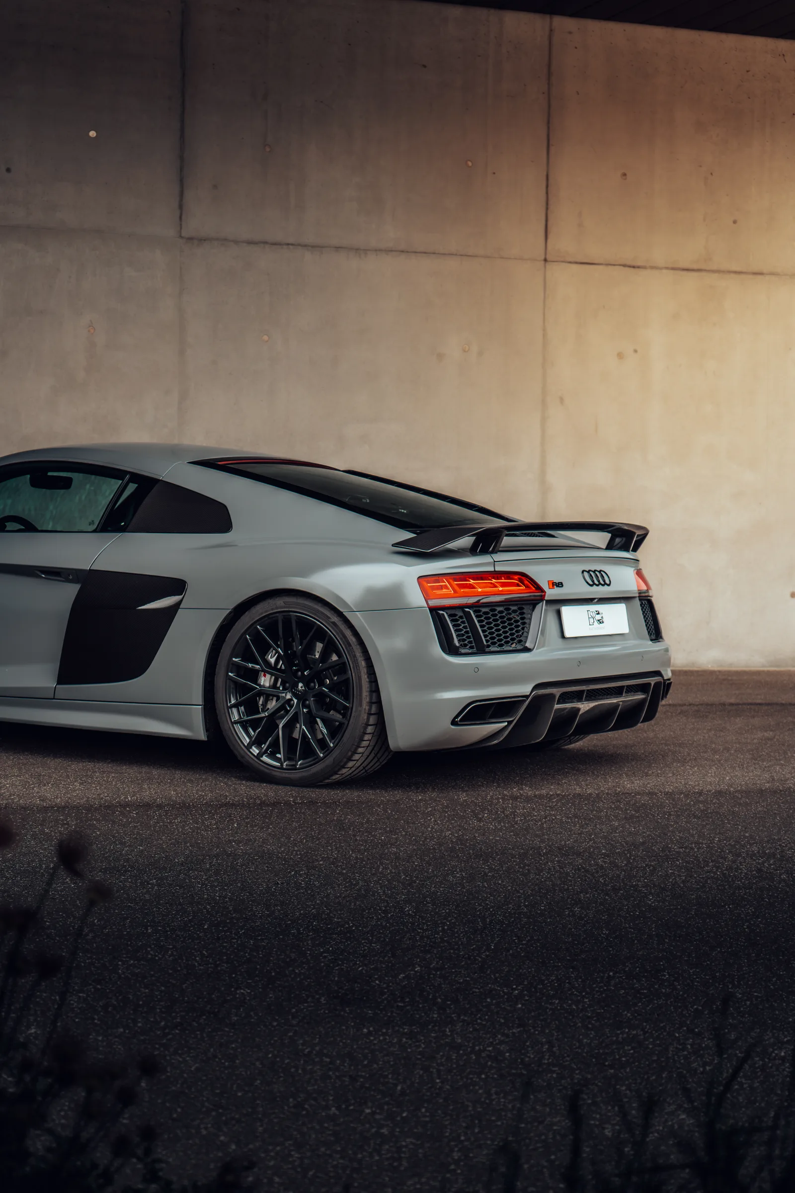 Audi R8 V10+ mieten bei Magic Rent