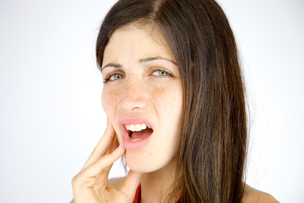 woman with tmj pain