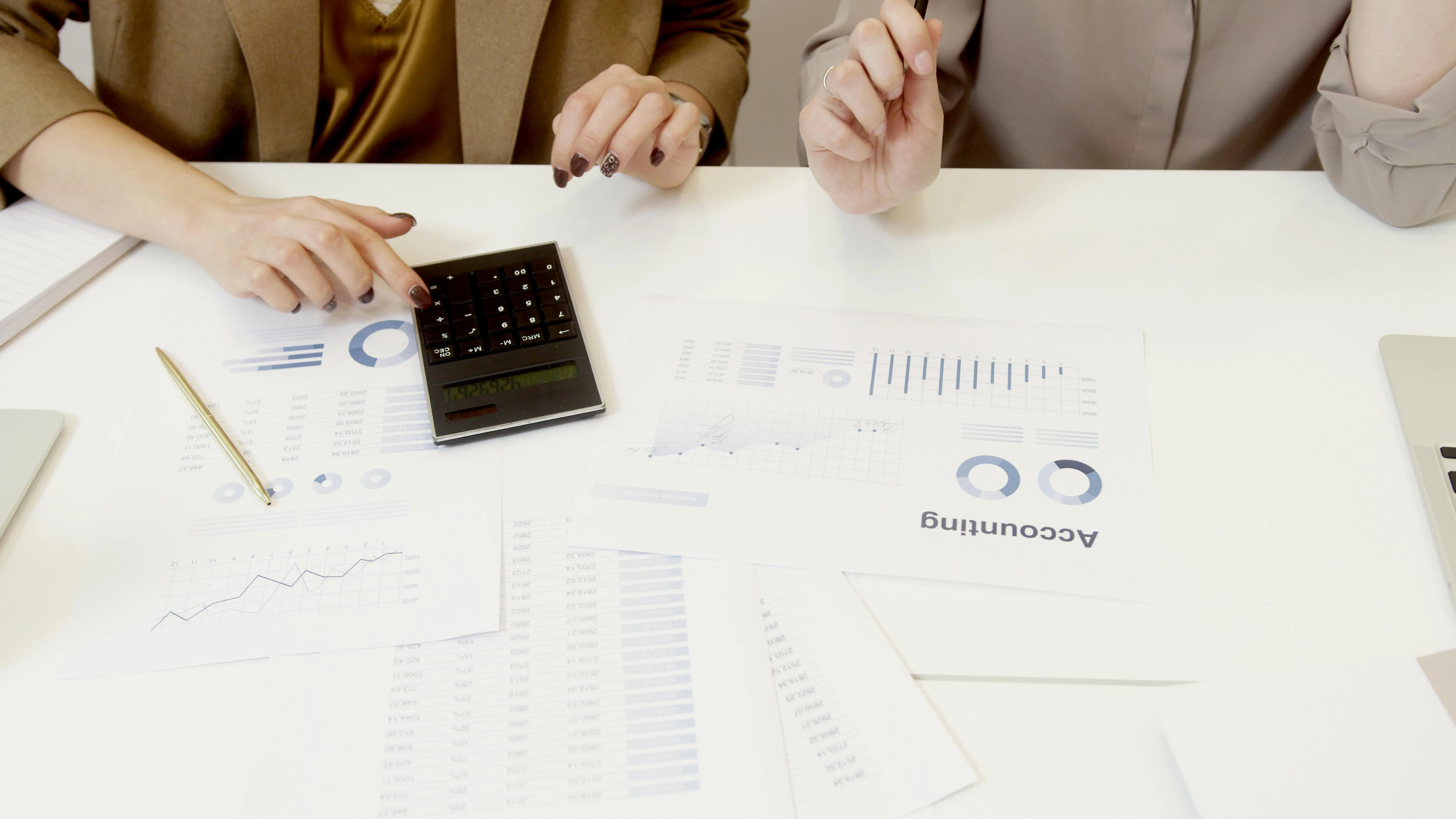 Analyse d'un plan de financement immobilier avec calculatrice