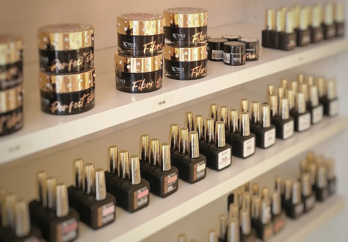 Glow Up studio | Shop NailsCompany
