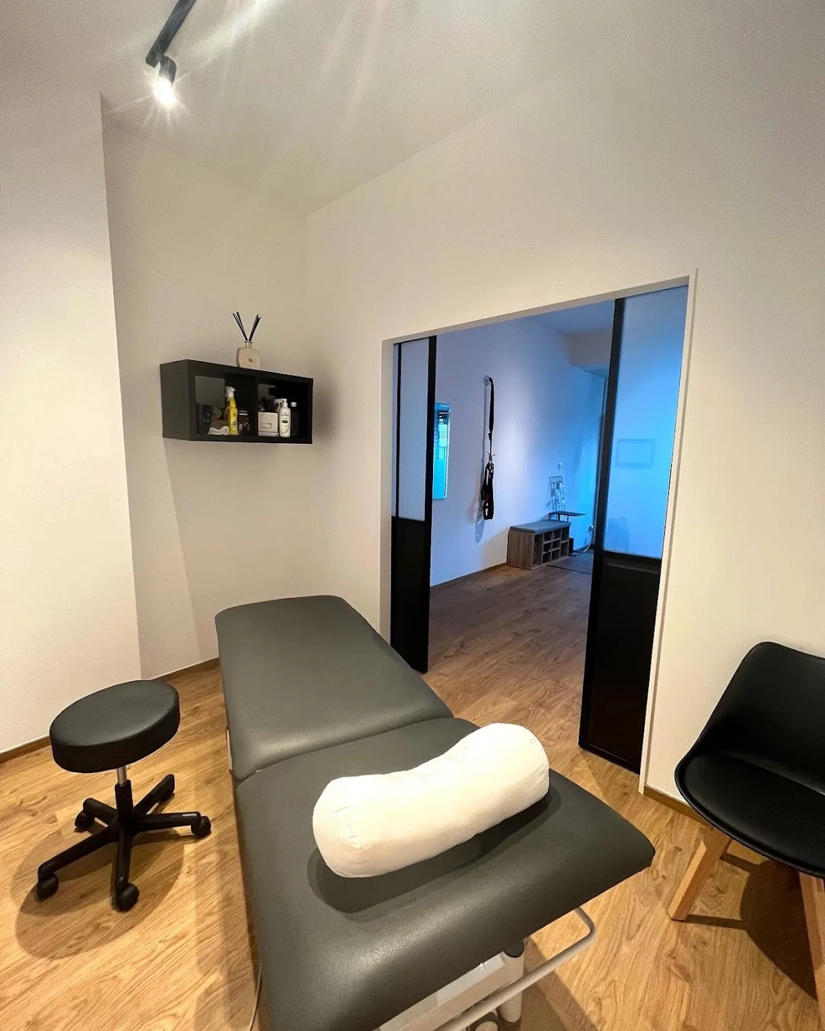 Kyo Center x The Cave - centre de kinésithérapie & studio de Reformer Pilates et Yoga