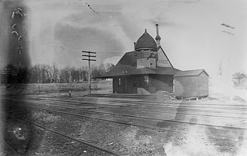 Kenwood Station (c. 1890)