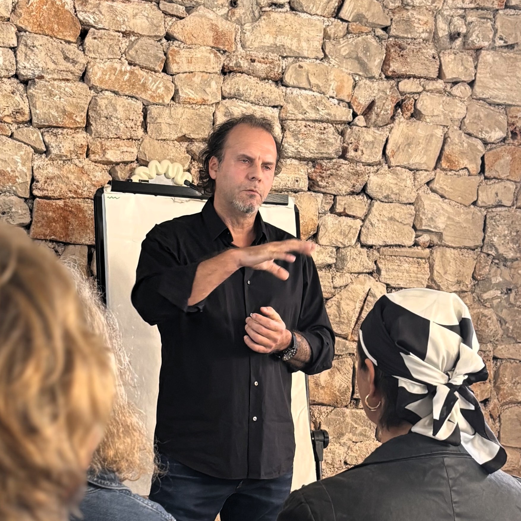 Peter Rosenmeyer bei einem Faceprofiling-Workshop