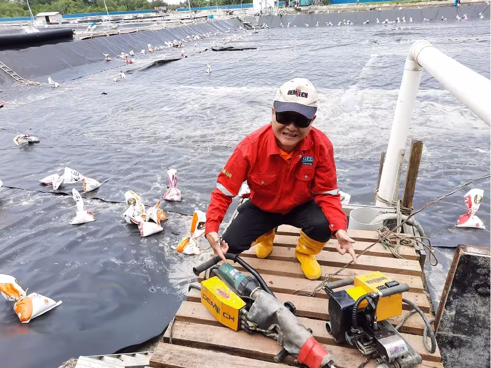 Worker using Demtech equipment