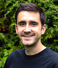 A headshot of Noah Labinaz, the owner of Common Better