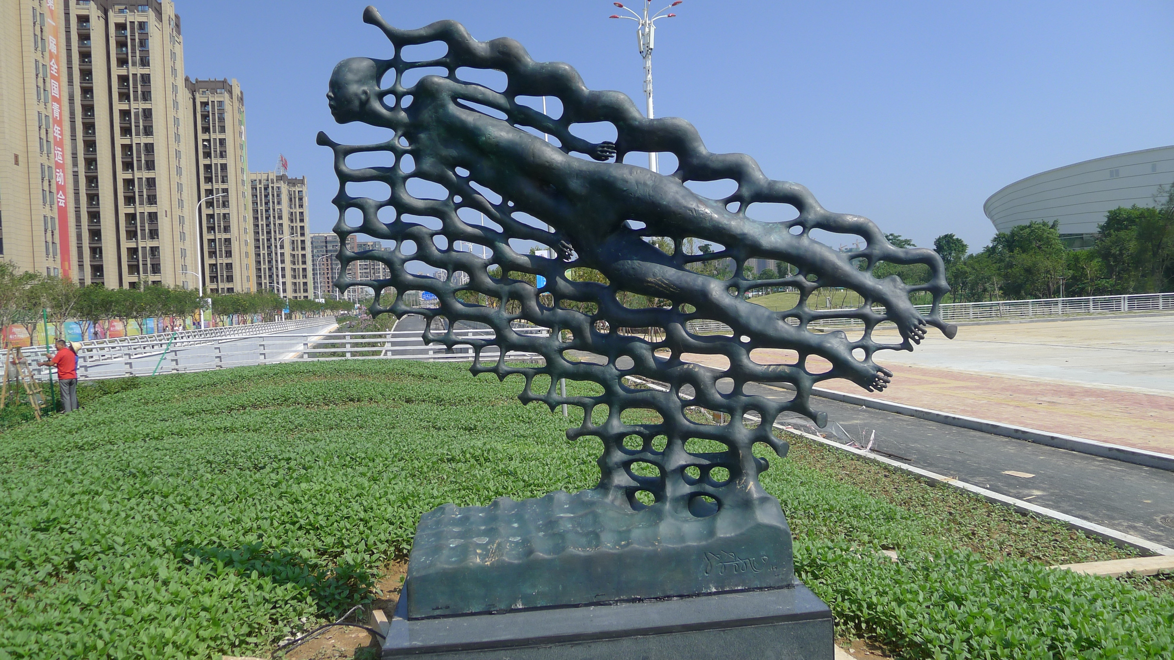 Swimming in the Sea — The installed sculpture