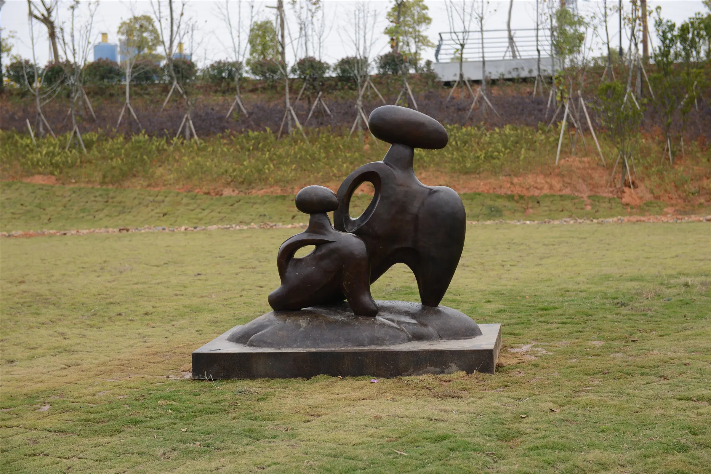 Parent and Child — The complete sculpture