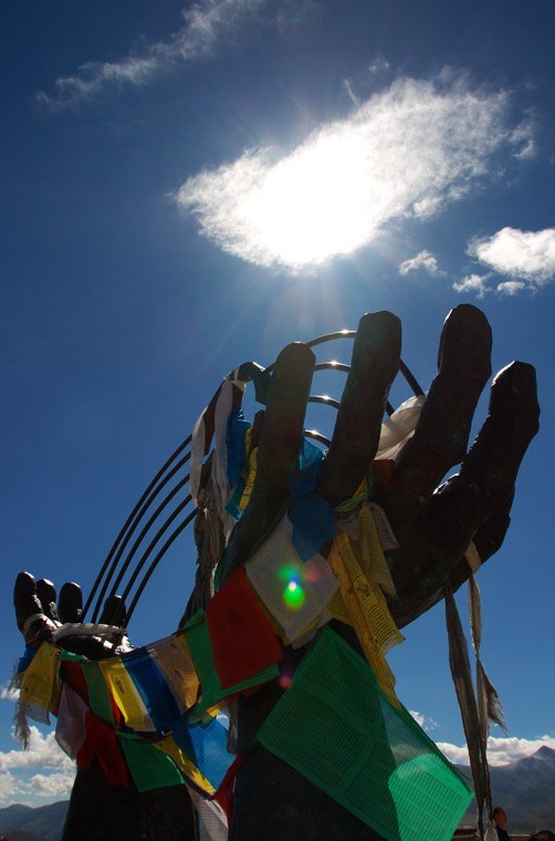 Sculpture for the Qinghai–Tibet Highway project.
