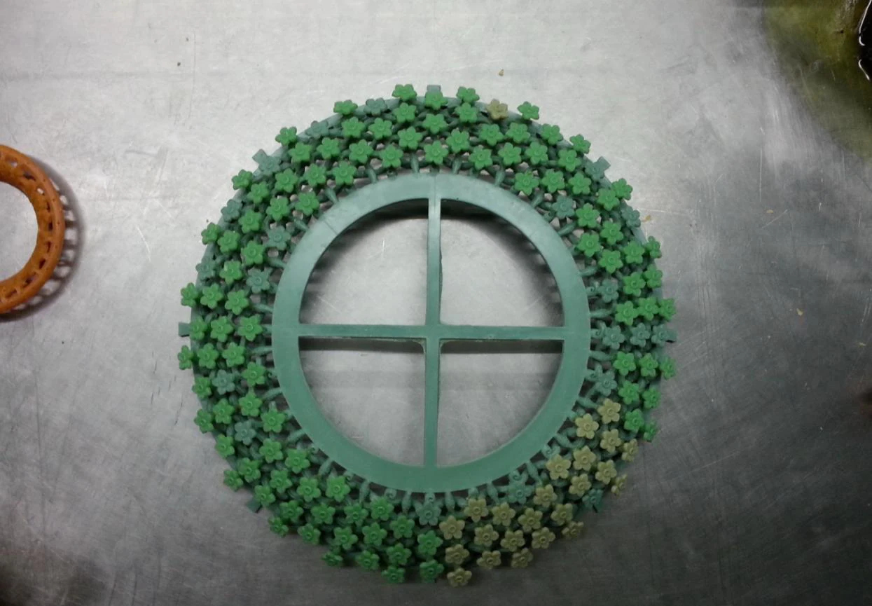 Wax component for the openwork network