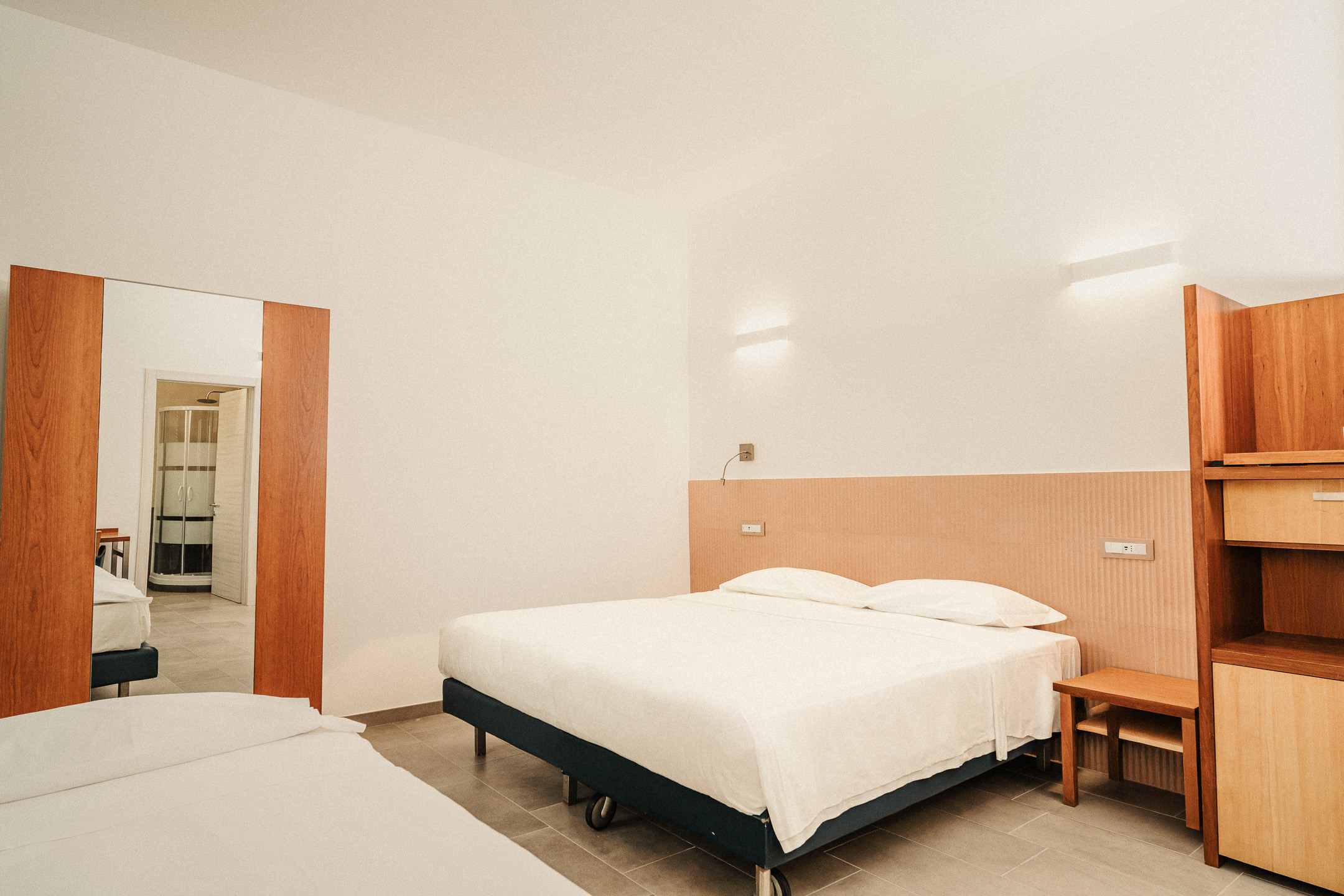 Room Img