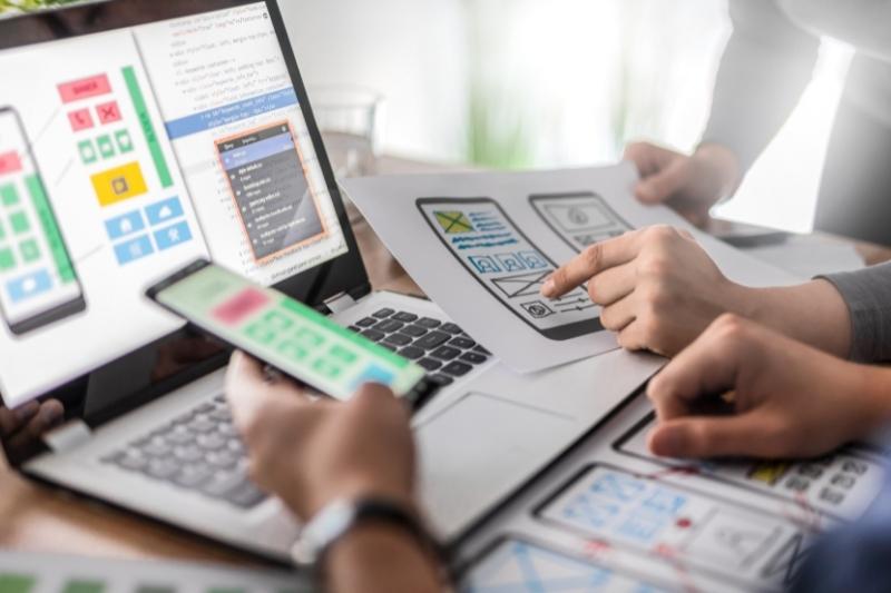 Mobile Conquered the Web - Mobile Development at Scale