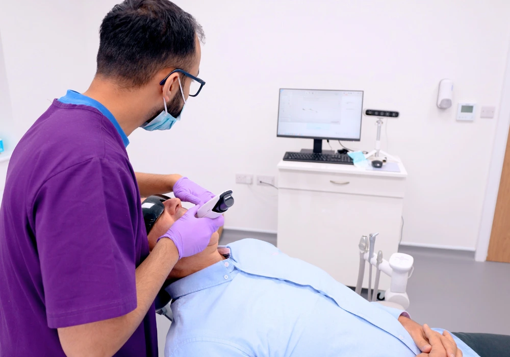 How Dental Implants Combat Jawbone Deterioration