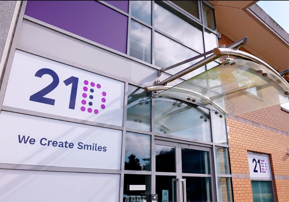 Full-Mouth Dental Implants Leeds