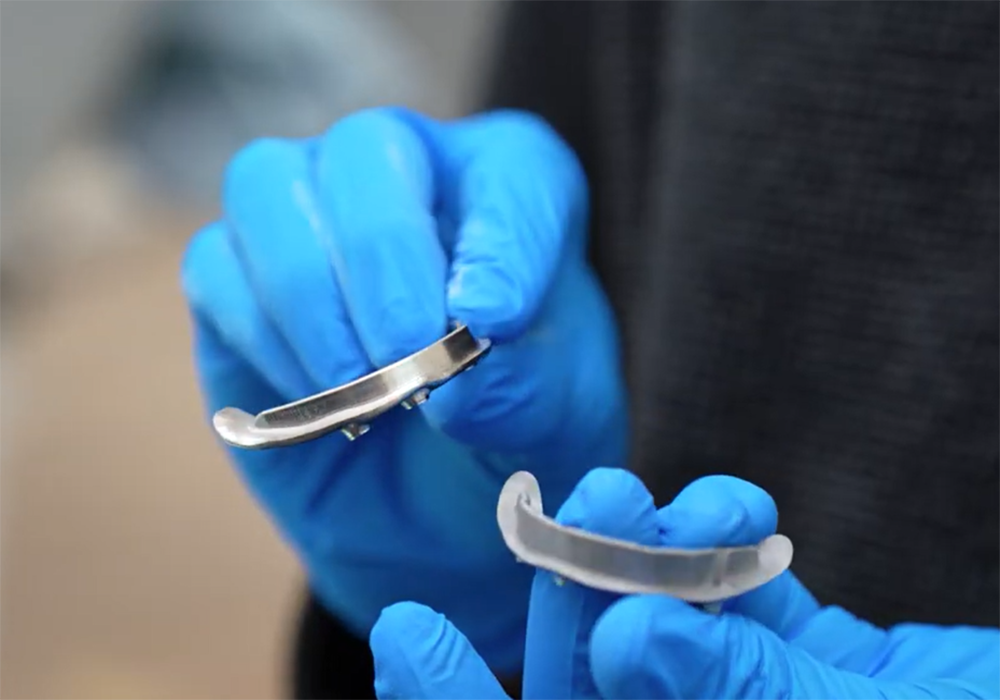 Titanium Sandblasting Process For Full Mouth Dental Implants