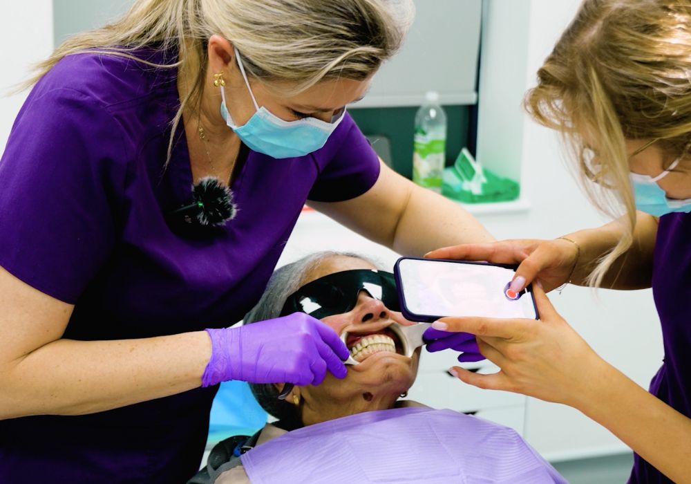 How Long Can Full Mouth Dental Implants Really Last?