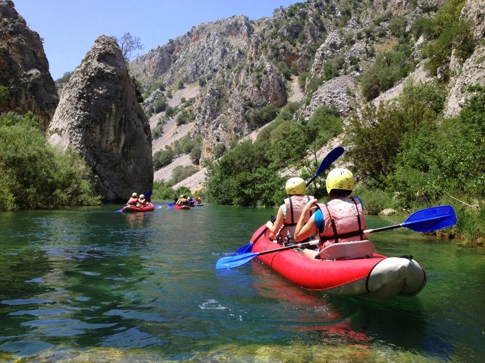 group kayaking